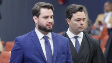 Juiz dos EUA diz que registro que baseou ordem de Moraes para prender Filipe Martins é falso