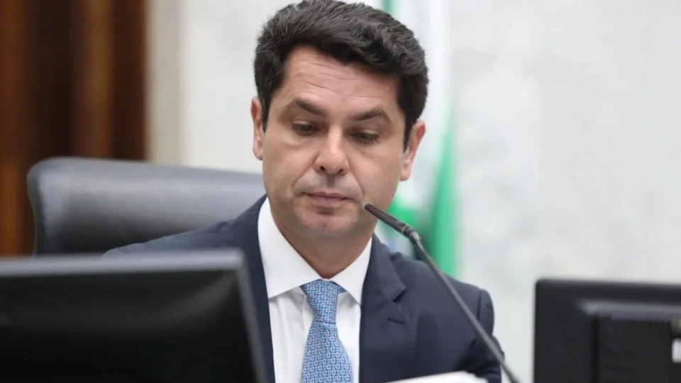 Alexandre Curi reavalia o apoio à candidatura de Sandro Alex.