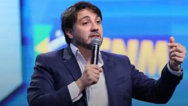 Ingressos para evento de lançamento da pré-candidatura de Renan Santos custam até R$ 7 mil