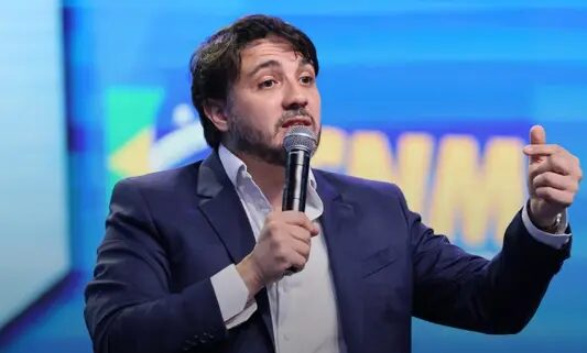Missão vende ingressos de até R$ 7 mil para congresso que lança Renan Santos à Presidência