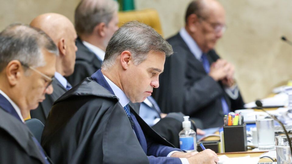 Ministro André Mendonça conduz investigações sobre Lulinha e Banco Master no STF