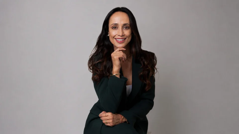 Débora Nunes Camaroski atua nas áreas de proteção de dados, direito condominial e governança da informação. Como Data Protection Officer (DPO), orienta condomínios e empresas sobre a adequação à LGPD e a implementação de boas práticas para o tratamento seguro de dados pessoais.
