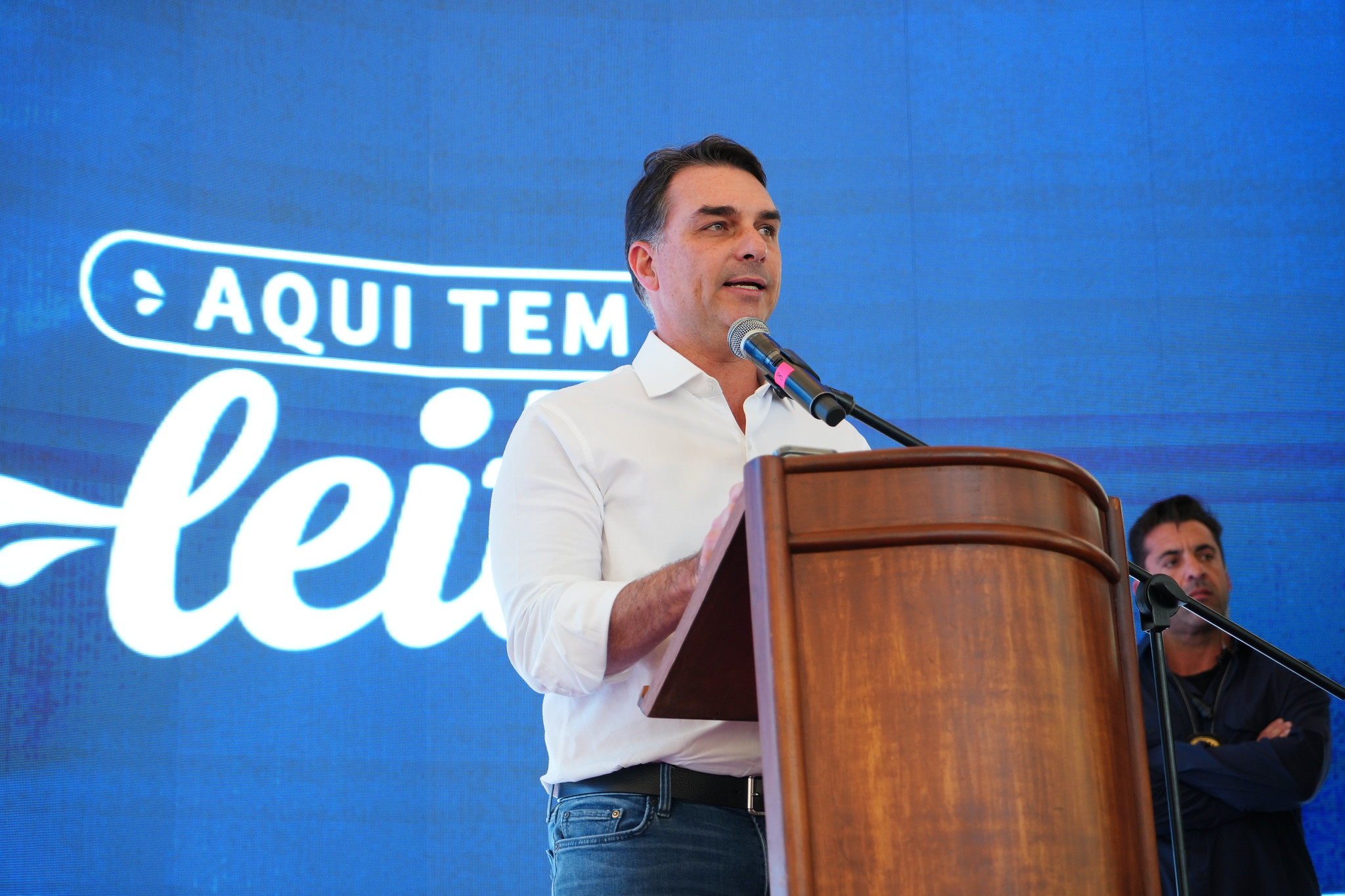 Flávio aposta em vereadores para ampliar apoio no maior colégio eleitoral do país