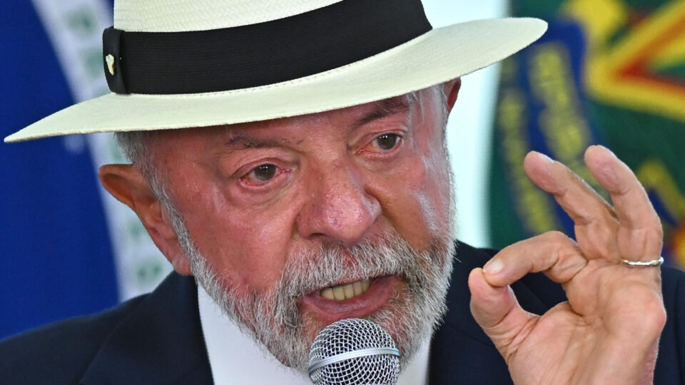 Lula diz que metade do Senado está “apodrecida” em meio a atritos com Alcolumbre