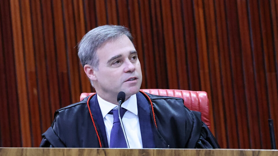 André Mendonça julgará denúncia sobre pedidos de voto de Lula na Bahia
