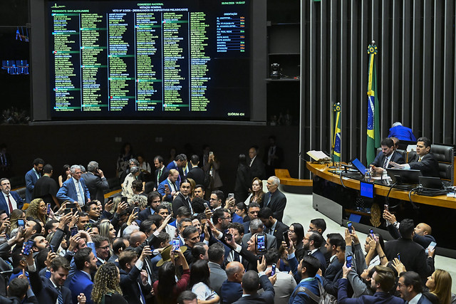 Como Lula usa o STF para reverter derrotas históricas no Congresso?