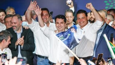 O governador Ratinho Junior (PSD), o vice-governador Darci Piana (PSD) e Sandro Alex participaram da convenção.
