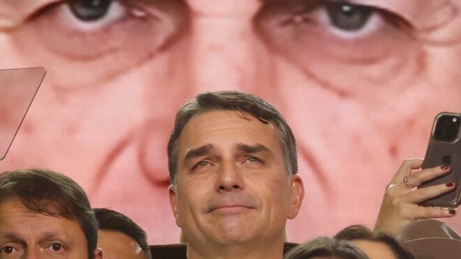 Flávio pretende restaurar o equilíbrio entre os Poderes ou só quer a anistia?