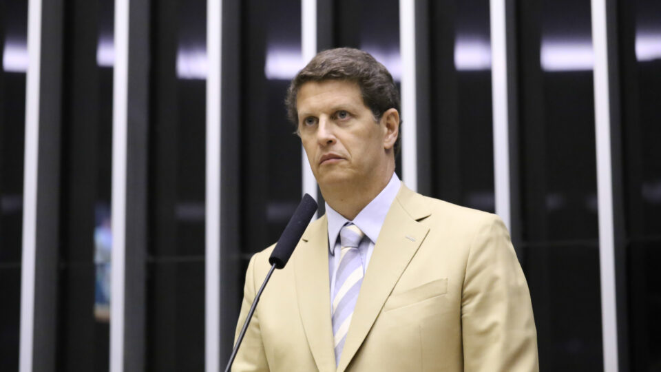 Salles defende que André do Prado desista da corrida ao Senado: “não é de direita”