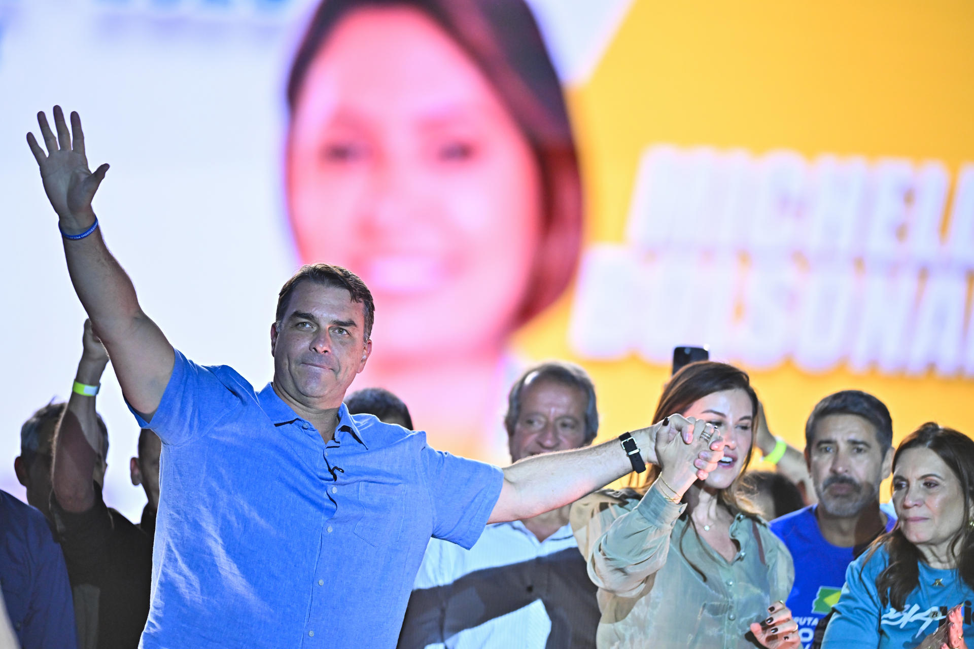 Para campanha de Flávio, escolha de uma mulher como vice é estratégica em busca do voto feminino.