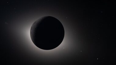 Registro de um eclipse solar total feito pela missão Artemis II, em abril de 2026. O fenômeno de 12 de agosto será observado apenas em regiões do Hemisfério Norte.