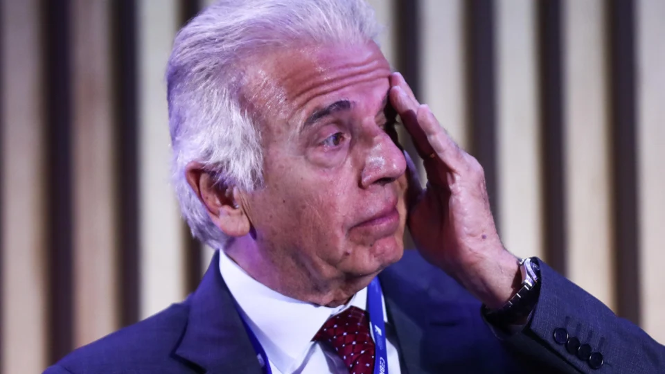 Múcio diz que se EUA invadirem Brasil o melhor é “abrir o portão”