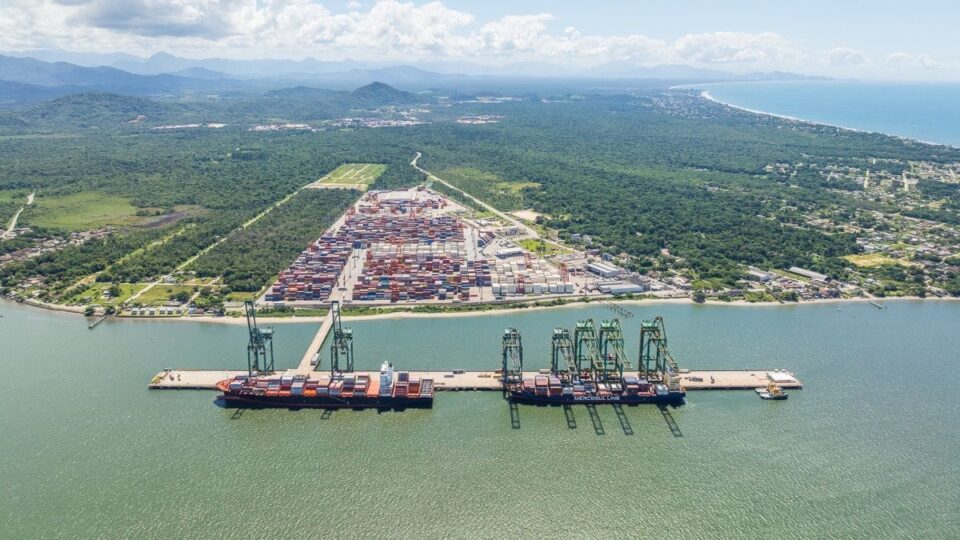 Porto Itapoá passa a integrar rota direta com a Europa e impulsiona demanda logística