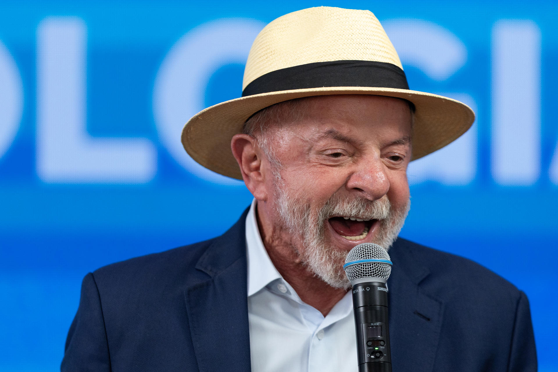 Flávio e Eduardo Bolsonaro culpam Lula por cancelamento de visto de embaixadora nos EUA
