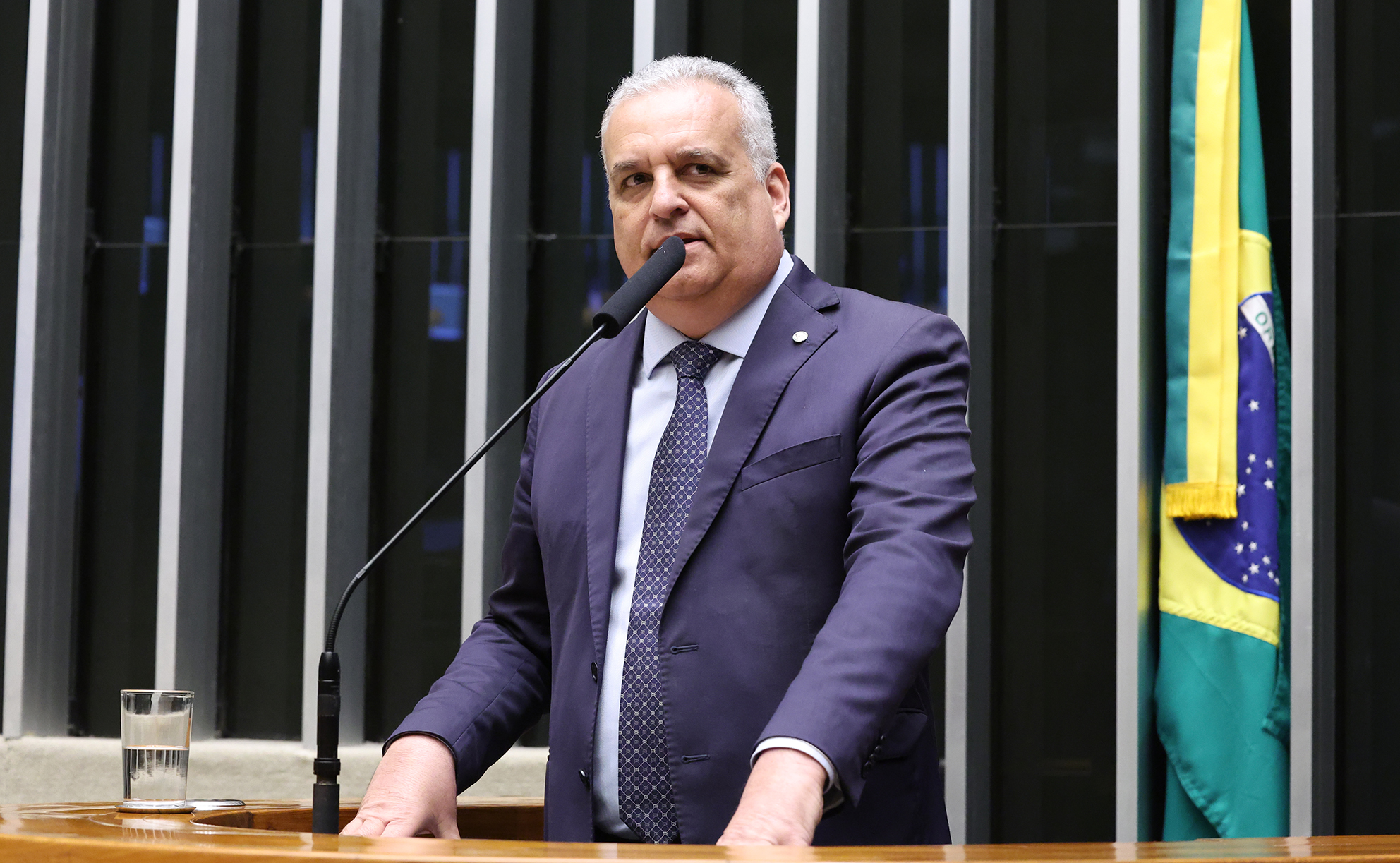 “Surpresa muito boa”, diz Lacombe sobre escolha de Gaspar por Flávio