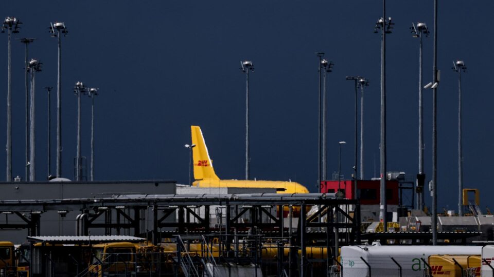 Drone explosivo é encontrado em aeroporto na Alemanha; governo fala em ataque híbrido
