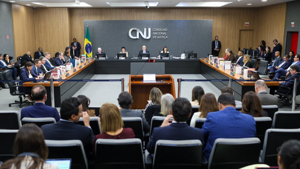 CNJ pune desembargadores do TRF4 por descumprimento de ordens do STF na Lava Jato