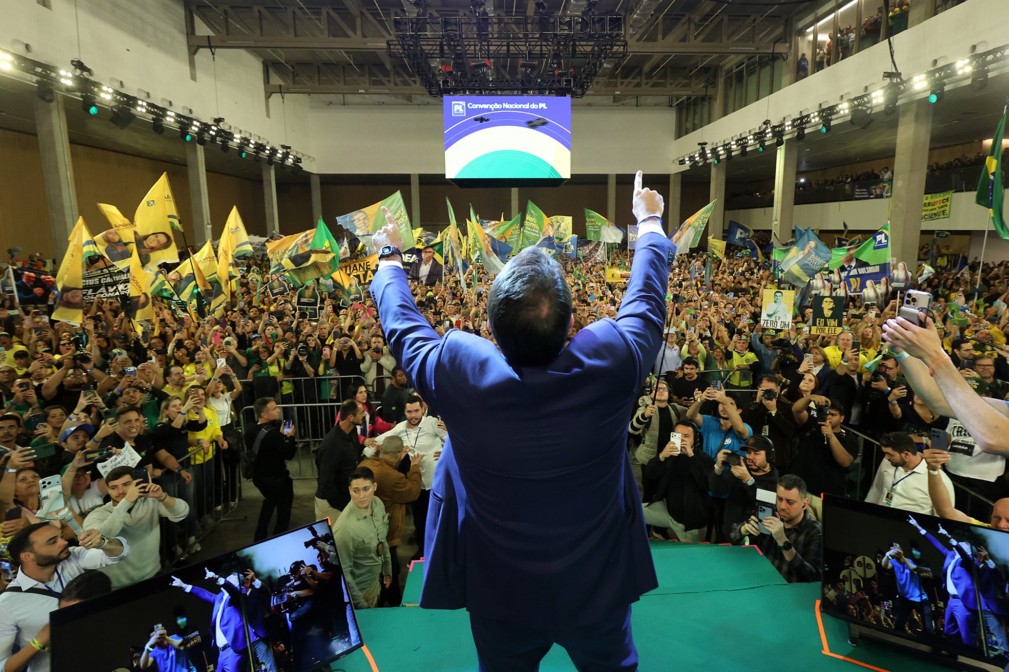 Convenção do PL confirmou candidatura de Flávio Bolsonaro para presidente.