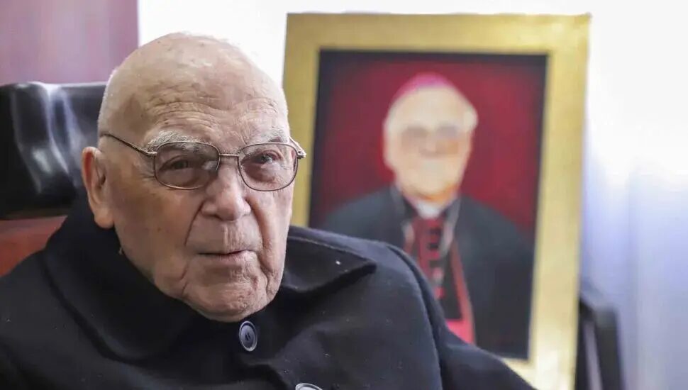 Dom Pedro Fedalto completa 100 anos e recebe homenagem da arquidiocese de Curitiba.