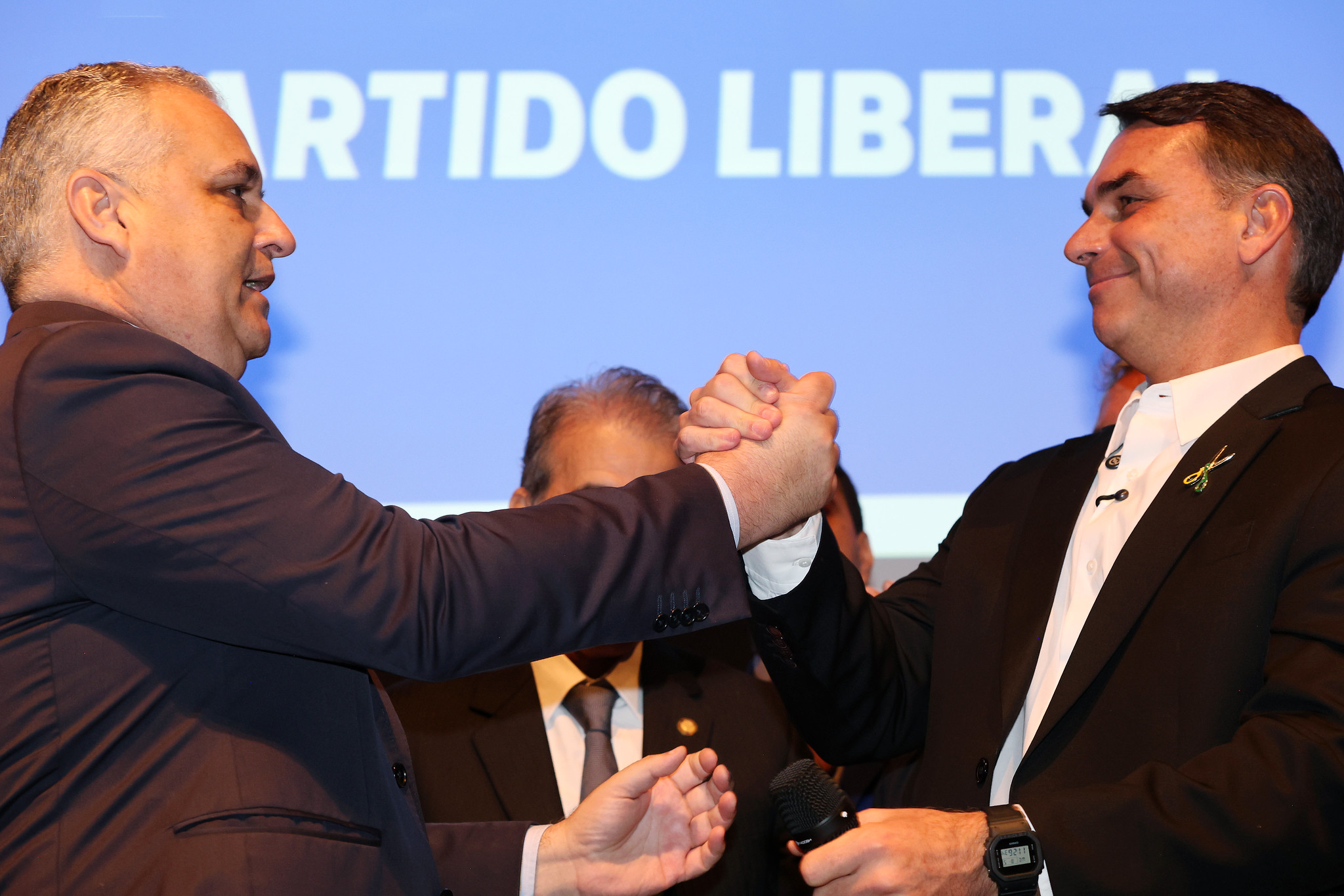 Alfredo Gaspar defende trajetória de combate ao crime e à corrupção