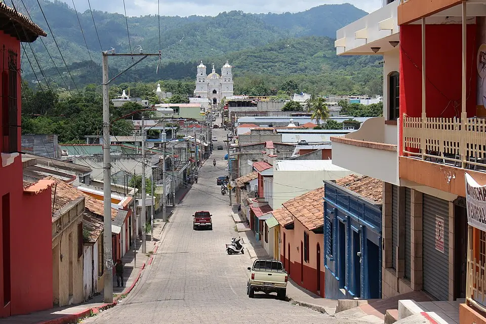 Foi em Esquipulas, na Guatemala, que os presidentes de cinco países da América Central assinaram, em 7 de agosto de 1987, o acordo que abriu caminho para o fim dos conflitos armados na região.