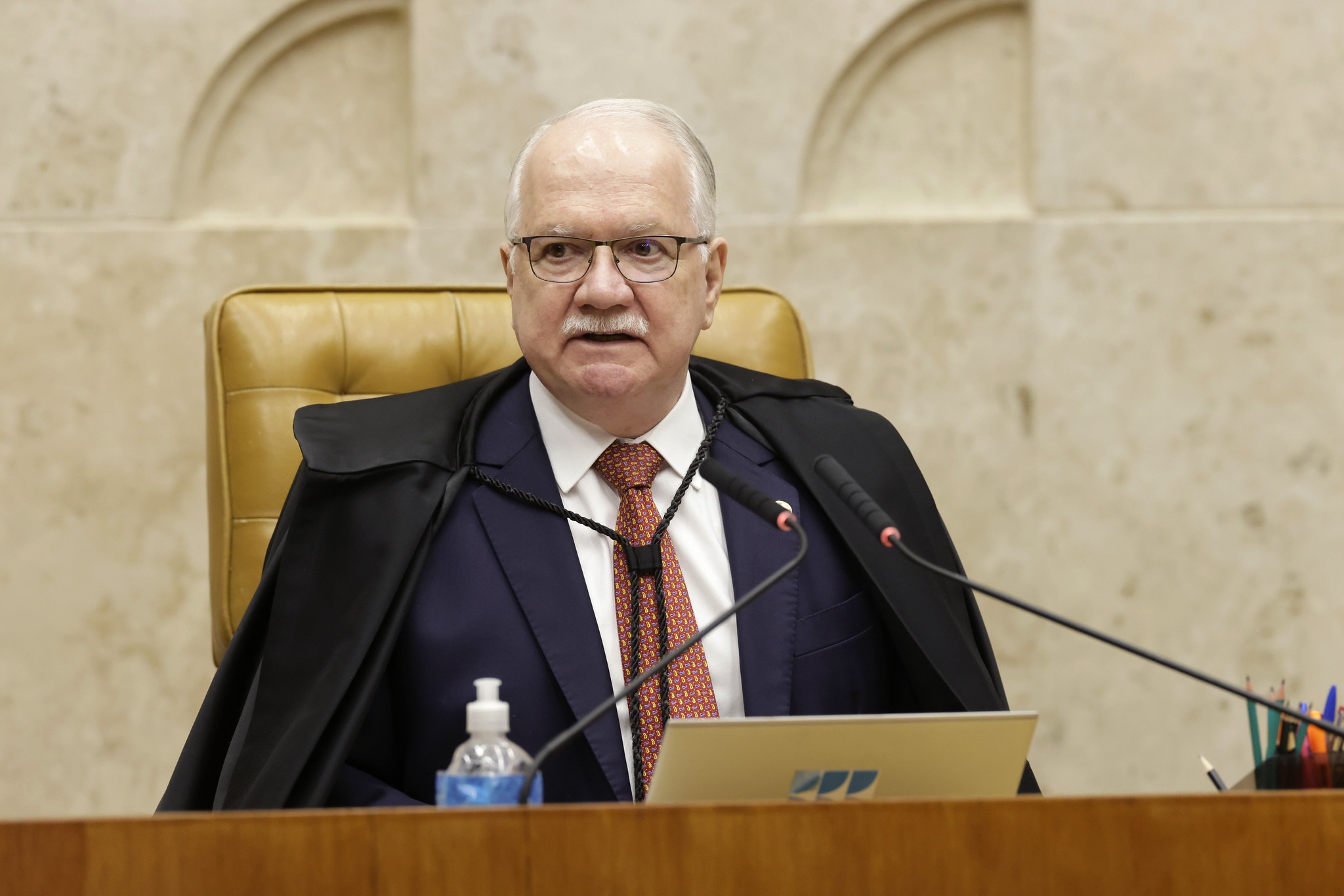 Fachin propõe código de ética sem punição e que exclui ministros do STF
