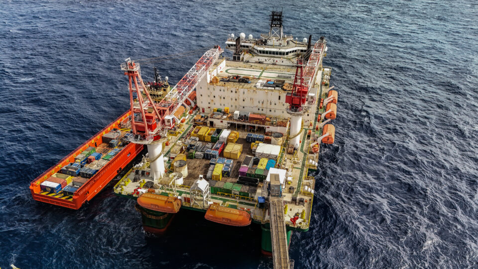 Lucro da Petrobras dispara e dobra aos R$ 52,4 bilhões no 2º tri, com produção local recorde