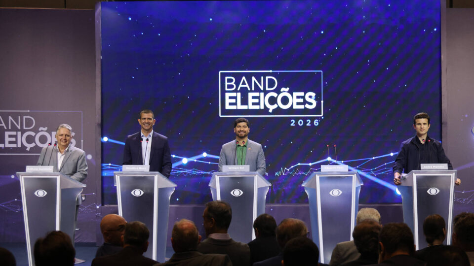 Ataques a Paes e segurança pública marcam debate no Rio