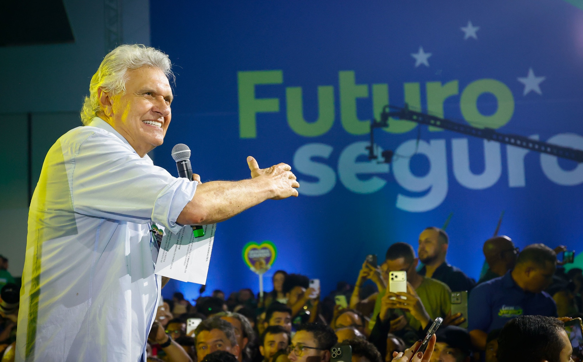 Caiado apresenta plano de segurança com foco no combate ao PCC e CV.