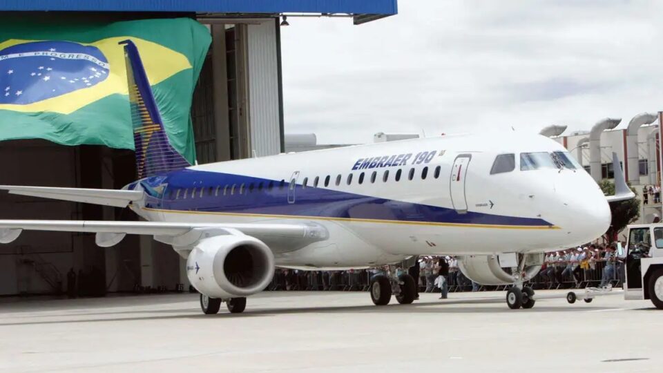 Embraer bate recorde de receita e lucra R$ 1,11 bilhão no 2º trimestre do ano