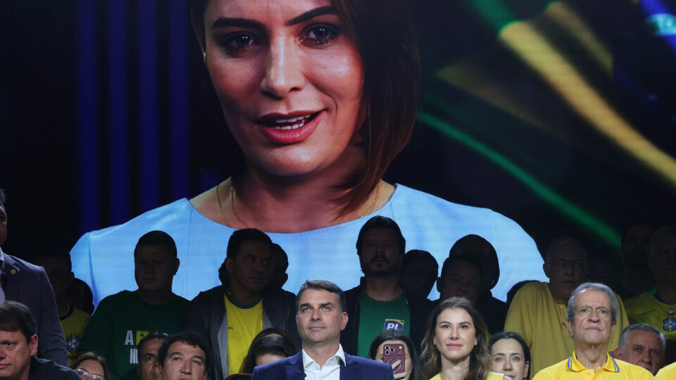 Flávio e Michelle gravam vídeo conjunto para reforçar unidade na campanha presidencial