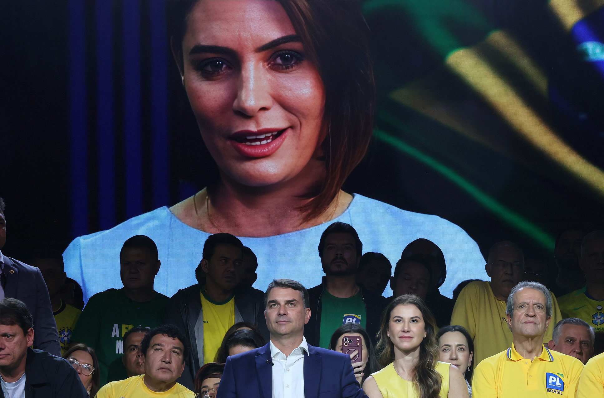 Flávio grava com Michelle em nova fase da campanha presidencial