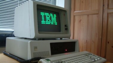 Personal Computer, conhecido como IBM 5150.