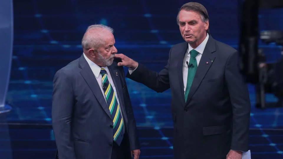 Lula e Bolsonaro em 2022: debates seguem relevantes como geradores de conteúdo para as campanhas nas redes sociais.