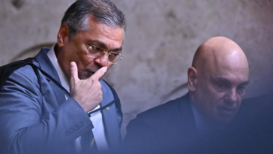 PF cita pagamento de R$ 100 mil a jornalista ao defender operação contra fonte
