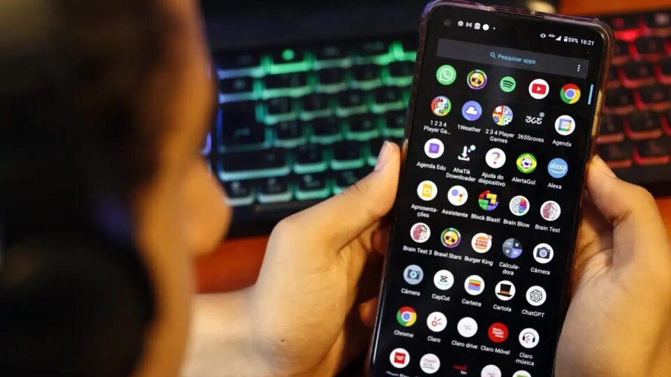Agência suspende transmissões ao vivo do Discord no Brasil após queixas de Janja