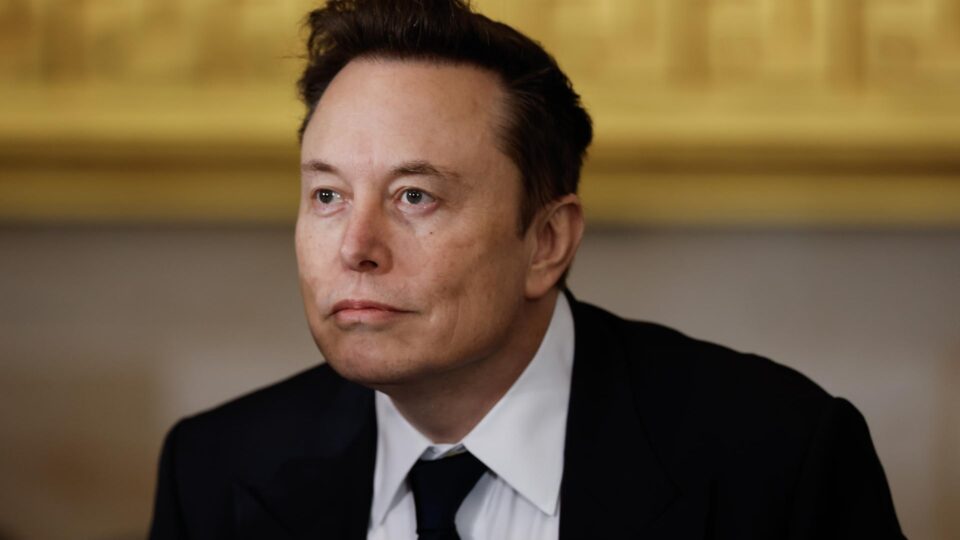 Musk investirá US$ 16,8 bilhões em megafábrica de chips no Texas