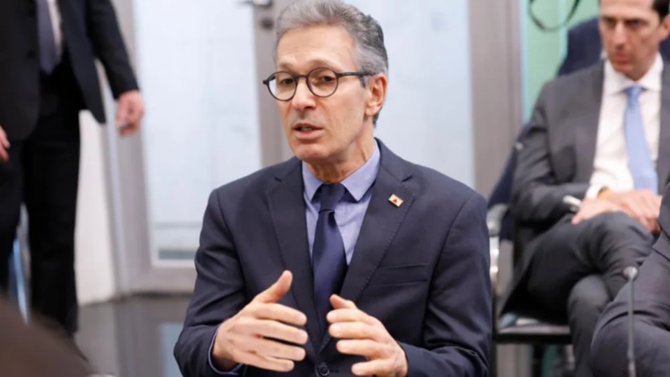 Zema diz que Discord sofre censura após pressão de Janja.