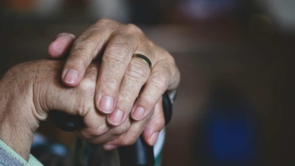 Brasil destina mais ao pagamento de aposentadorias do que a média da OCDE