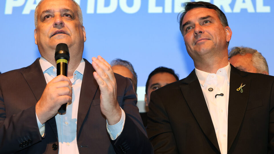 Flávio propõe corte de ao menos dez ministérios e redução de impostos em plano de governo