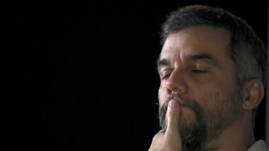 Wagner Moura: crítica aos excessos da esquerda.