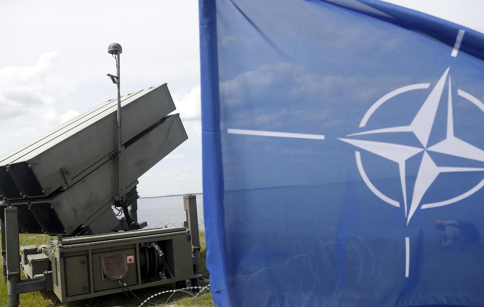 Caça da Otan abateu a aeronave não tripulada sobre a Letônia após autoridades atribuírem a incursão à guerra eletrônica russa.