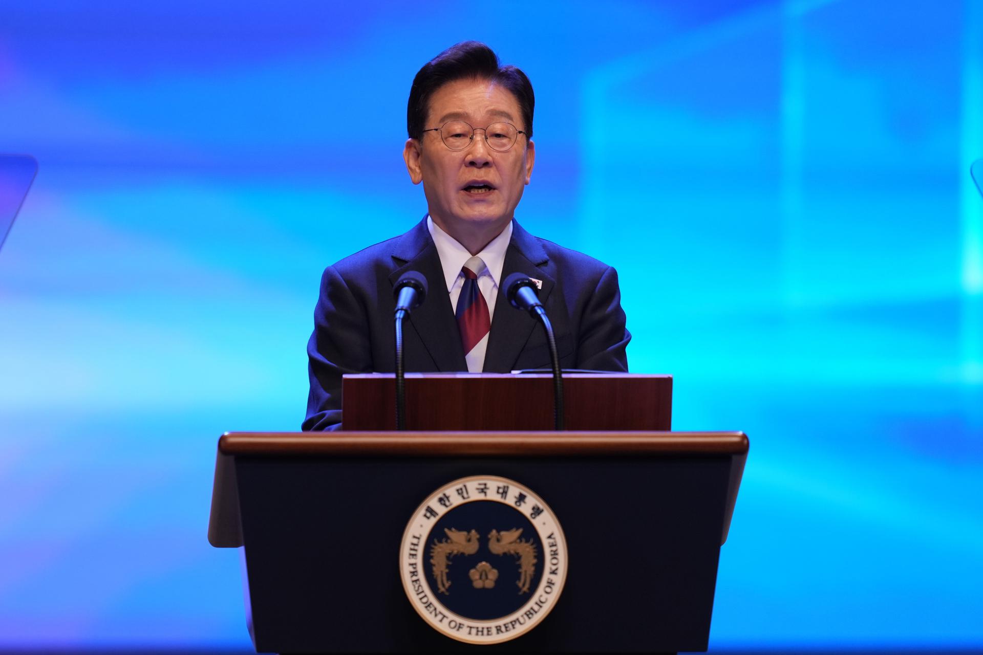 O presidente da Coreia do Sul, Lee Jae Myung, propôs negociações com a Coreia do Norte para substituir o armistício de 1953 por um acordo permanente de paz.