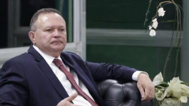 Governador do Maranhão acusa Dino de perseguição