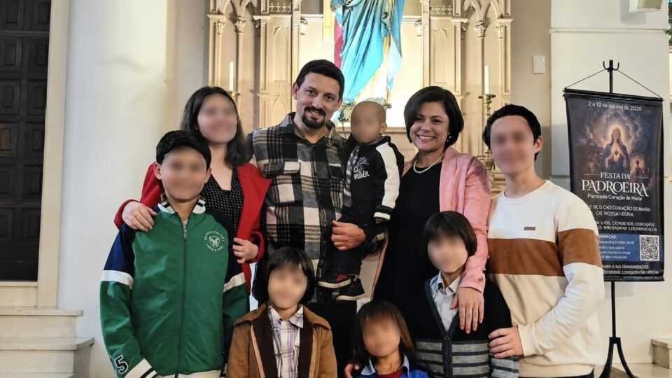 Justiça de Santa Catarina condena casal que educa filhos em casa há 13 anos