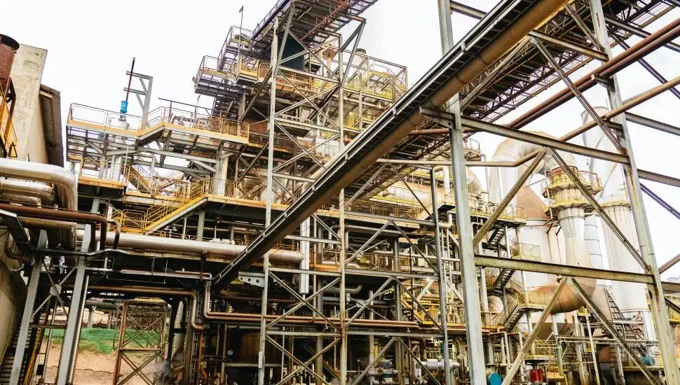 Usina Jacarezinho amplia atuação com nova unidade de geração de energia.