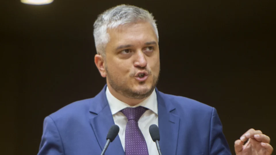 Ramiro Rosário foi proibido de divulgar qualquer conteúdo com "teor antissindical" e obrigado a fazer propaganda.