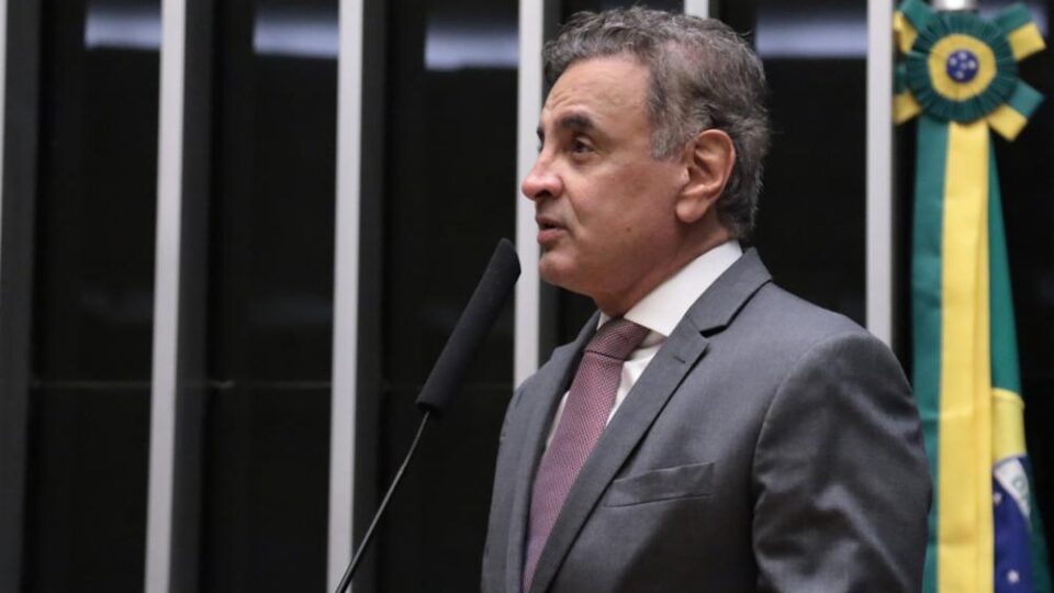 Ex-poderoso: Aécio Neves não será candidato a nada em 2026
