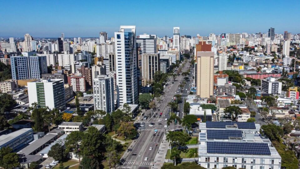Apartamentos de 65 a 100 m² lideram valorização em Curitiba
