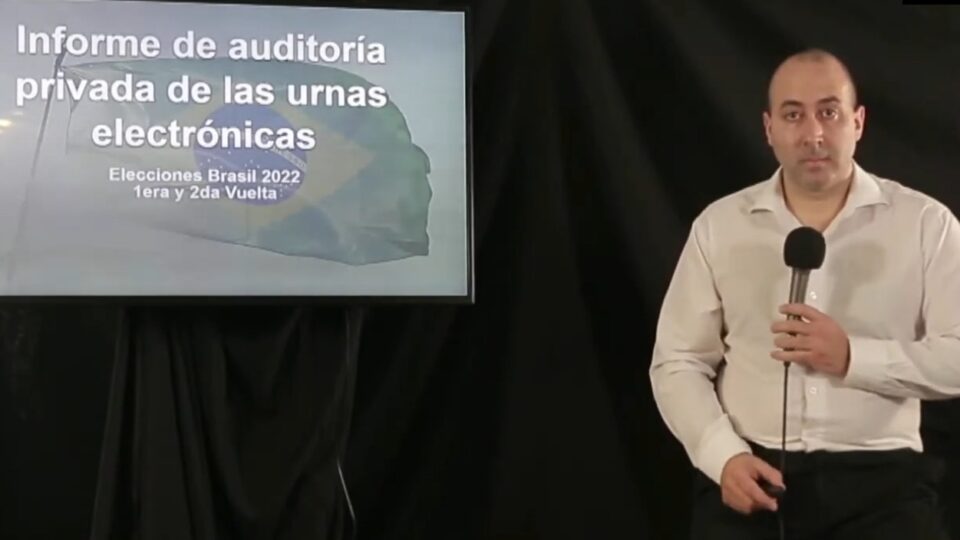 Ex-assessor de Milei é preso na Bolívia após questionar urnas eletrônicas do Brasil